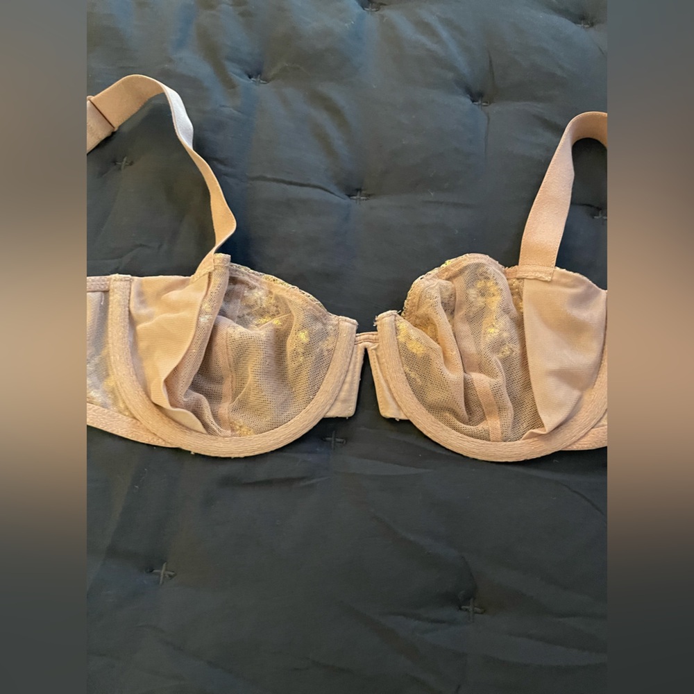 Victoria's Secret very sexy line sheet bra 34B - Picture 15 of 16
